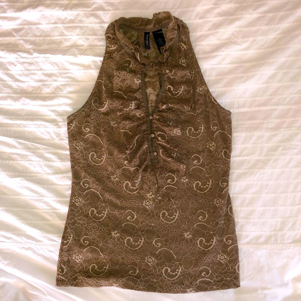 Bisou Bisou tan color blouse